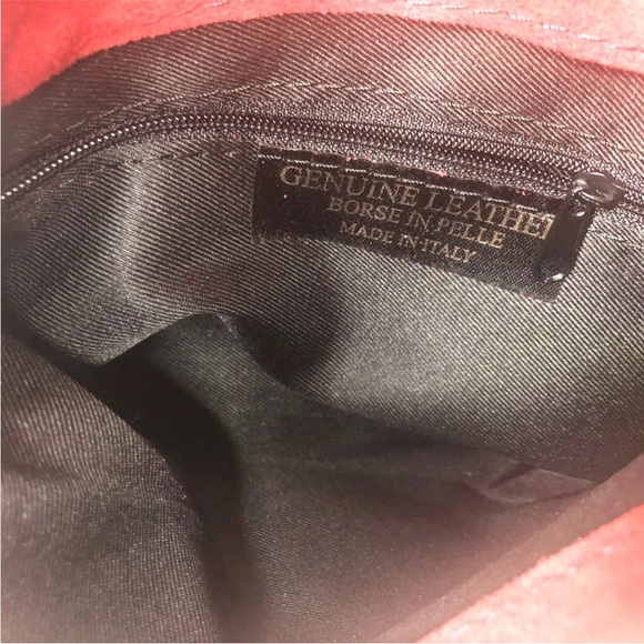 Genuine Suede Shoulder bag Red Scalloped Gold Chain Strap Italy - Picture 9 of 14